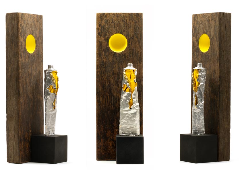 Guardian of the yellow  - Modern Art Avantgarde Cologne - Roman Ladwein